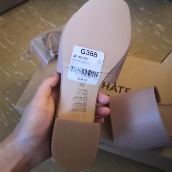 LE CHATEAU open toe slide - Picture 2 of 2